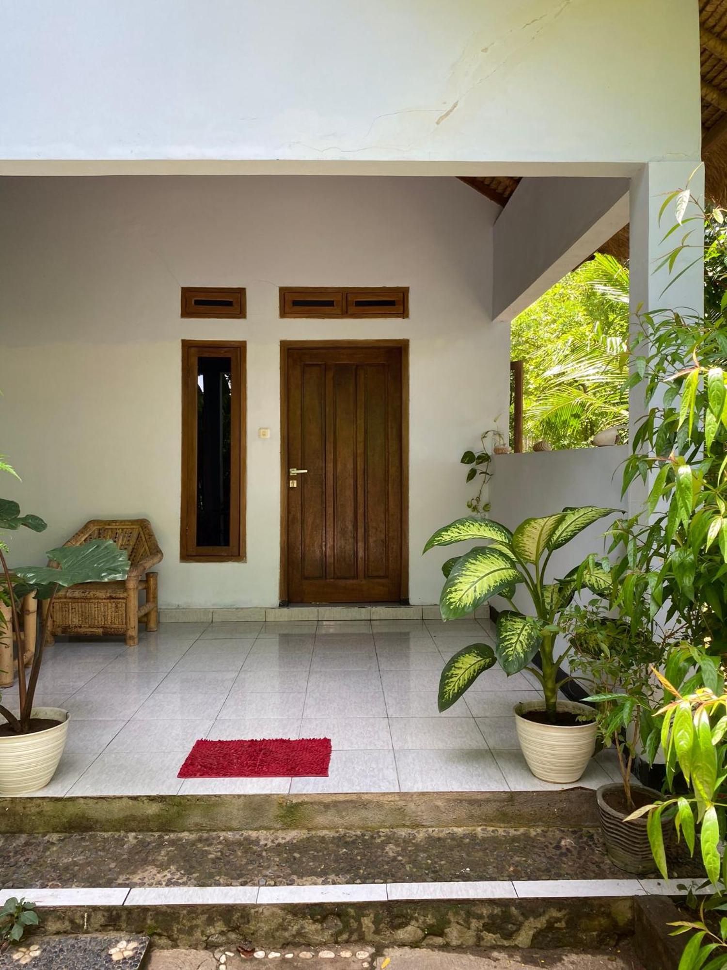 Apartamento Rimba Bungalow Kuta  Exterior foto
